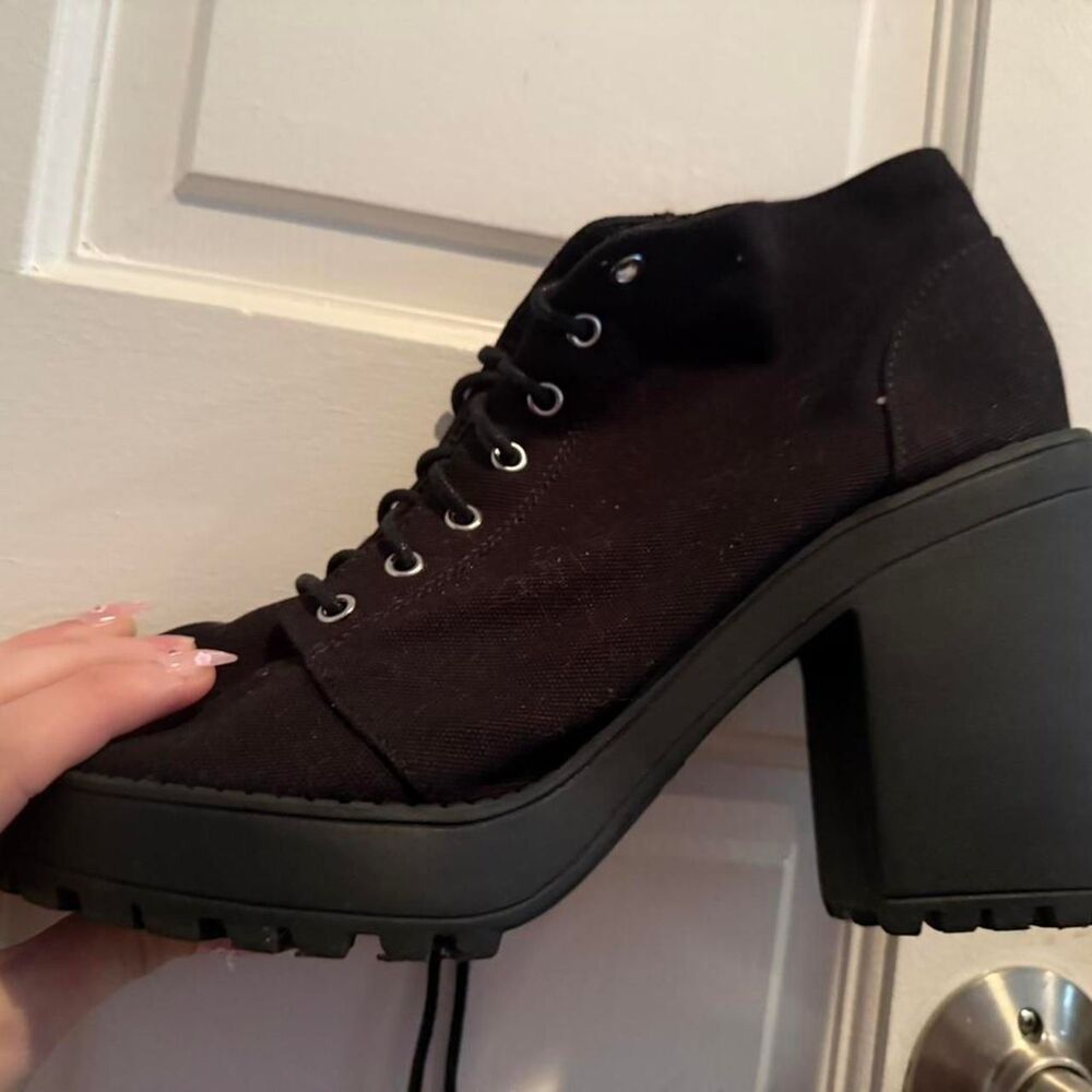 Unbranded Women's Black Boots